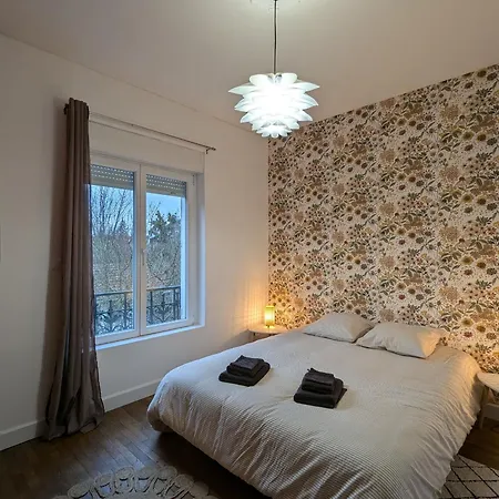 Moderne Et Confortable Avec Parking A - Fr-1-585-165 Belleville-Sur-Meuse